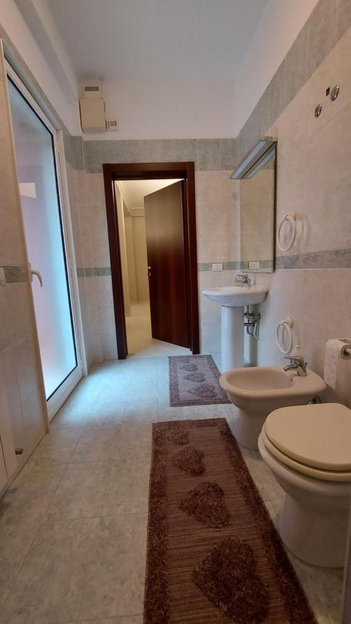 Casa Mya Apartment โมโนโปลี ภายนอก รูปภาพ