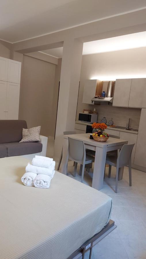 Casa Mya Apartment โมโนโปลี ภายนอก รูปภาพ