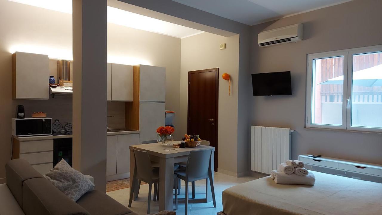 Casa Mya Apartment โมโนโปลี ภายนอก รูปภาพ