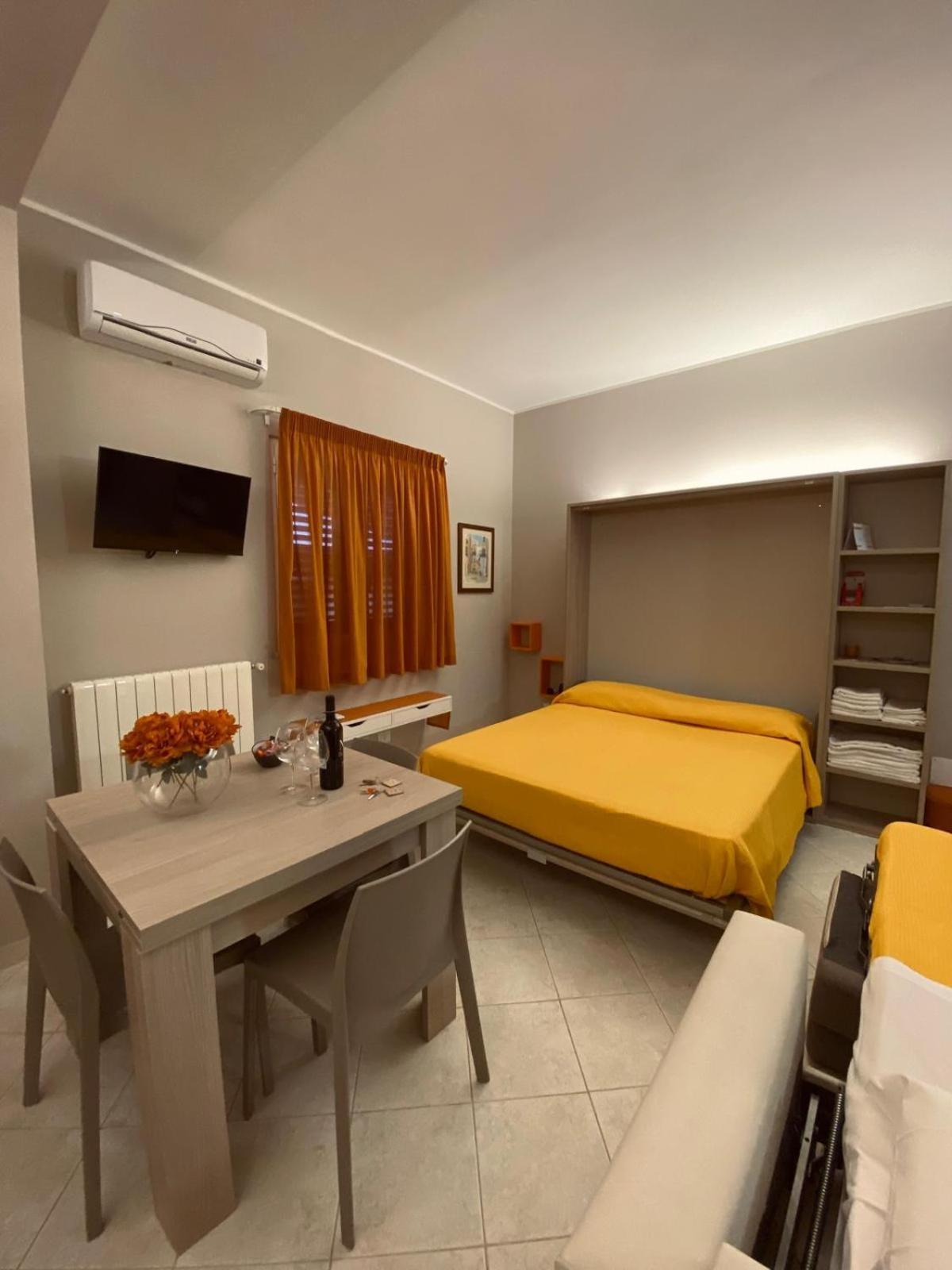 Casa Mya Apartment โมโนโปลี ภายนอก รูปภาพ